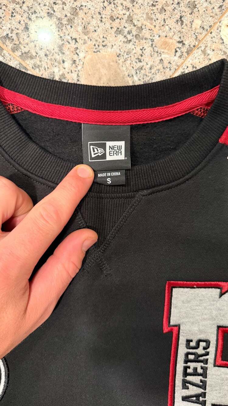 New Era Portland Trail Blazers Embroidered Crewneck Sweatshirt